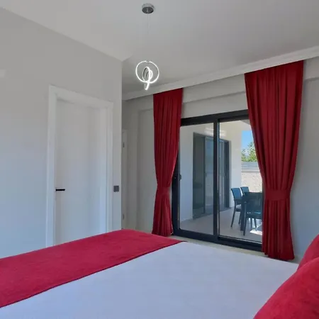 Ibiza 4*